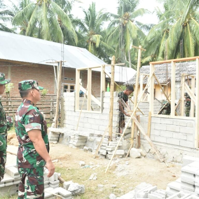 Danrem Nani Wartabone Cek Langsung Pembangunan TMMD di Hutamonu