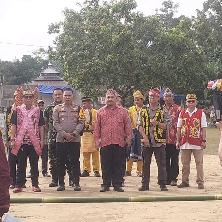 Babinsa Koramil 1203-04/Simpang Hulu Hadiri Ferpikasi Hukum Adat Benua Simpang