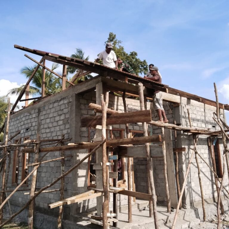 Rumah Layak Huni Ibu Jaleha di Desa Maffa Mulai Terlihat Sempurna Berkat Program TMMD 128