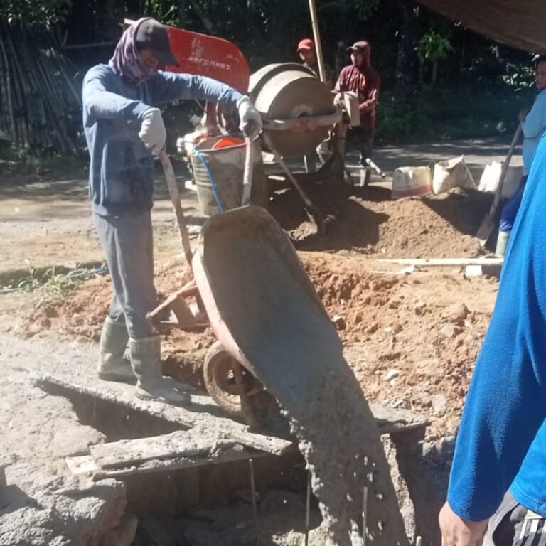 Kodim 1003/HSS Percepat Pembangunan Jembatan Penghubung Desa Tumingki Dengan Dusun Niih