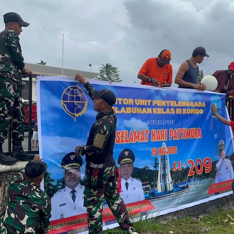 Program BERSEMI Yonif TP 859/RBK Perkuat Kebersamaan TNI dan Masyarakat Supiori