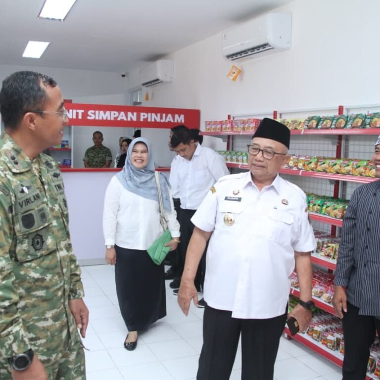 Dandim 0808/Blitar dan Forkopimda Hadiri Launching Koperasi Merah Putih untuk Perkuat Ekonomi Desa