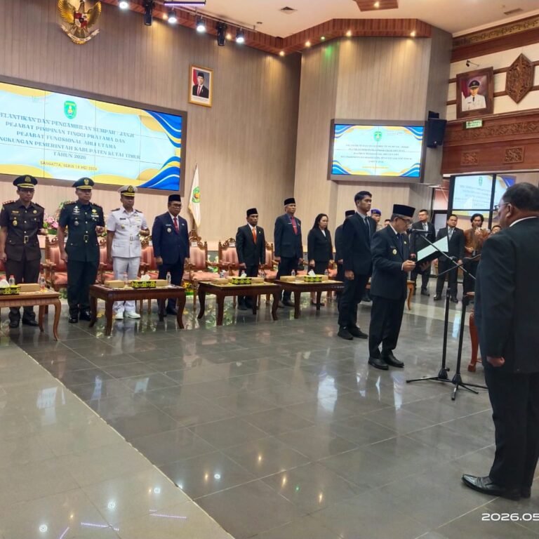 Bupati Kutai Timur Lantik Pejabat Baru, Dandim 0909 Turut Hadir dalam Kegiatan