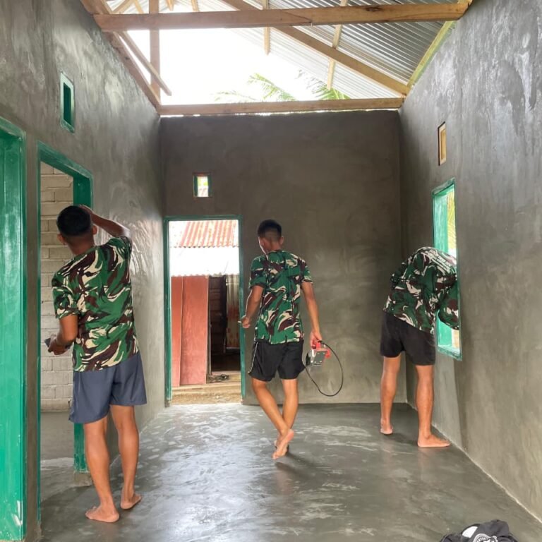 Rumah Layak Huni Bapak Yasin Dunggio di Hutamonu Segera Selesai Dikerjakan TMMD 128