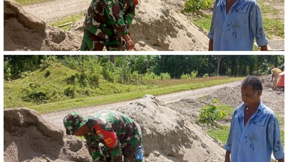 Wujud Kepedulian TNI, Sertu Nurman Turun Langsung Bantu Bangun Rumah Warga