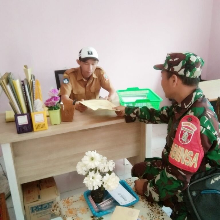 Lebih Dekat dengan Generasi Muda, Babinsa Kenalkan Peran dan Tugas Mulia TNI