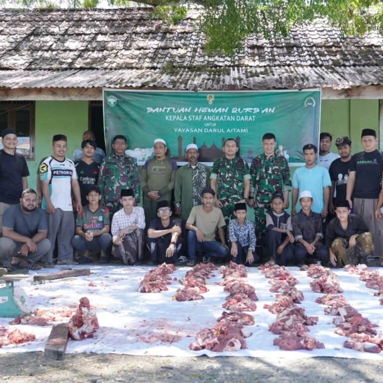 Tiga Lembaga di Meulaboh Terima Sapi Kurban dari Kasad Jenderal TNI Maruli Simanjuntak