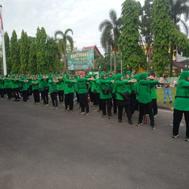 Kodim 1006/Banjar Pererat Silaturahmi Melalui Olahraga Bersama dan Ramah Tamah
