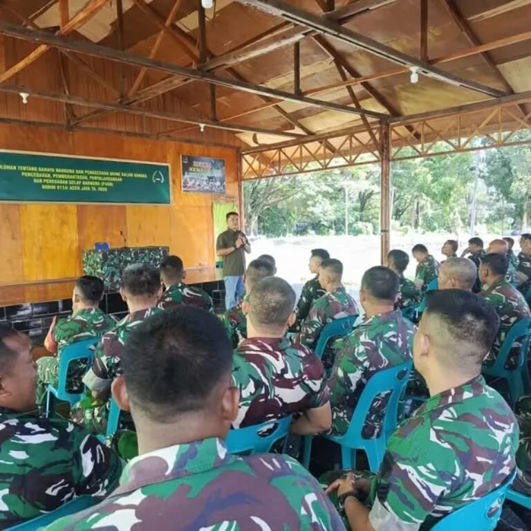 Cegah Penyalahgunaan Narkoba, Prajurit Kodim Aceh Jaya Ikuti Penyuluhan dan Tes Urine