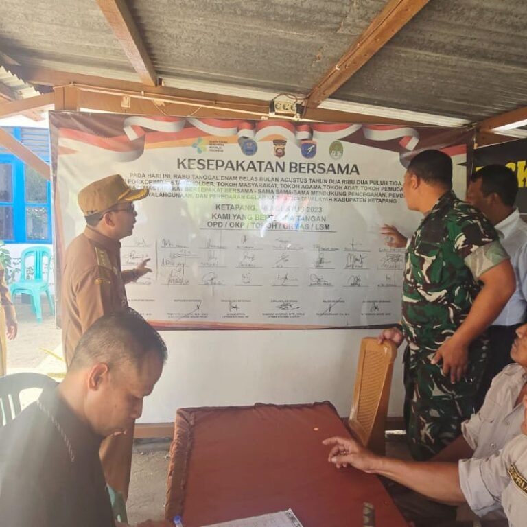 Danramil 1203-12/Delta Pawan Berikan Penyuluhan Kampung Tangguh Bahaya Narkoba di Kelurahan Sukaharja