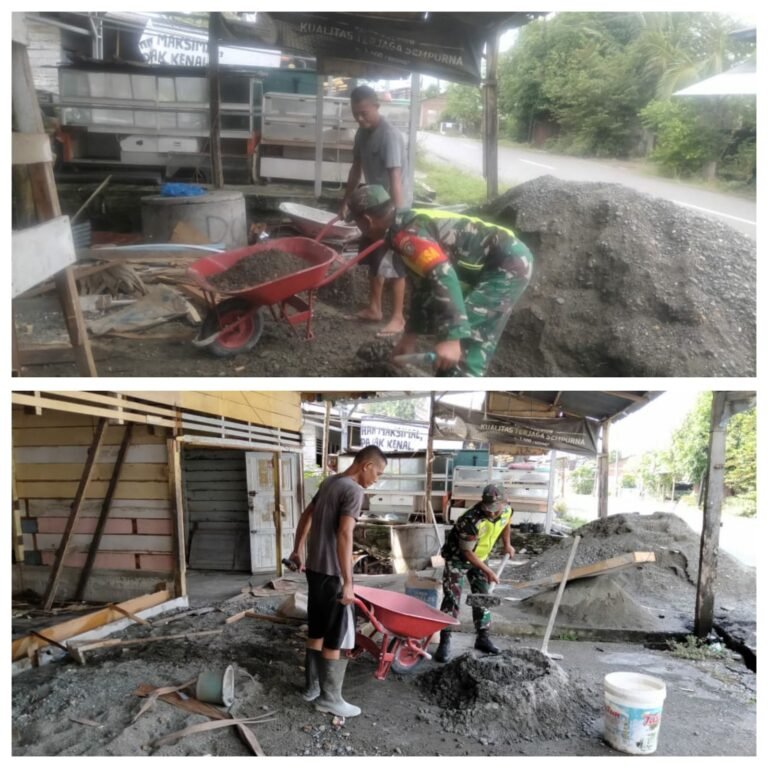 Wujud Kepedulian TNI AD, Babinsa Bantu Ringankan Pekerjaan Pembangunan Rumah Warga