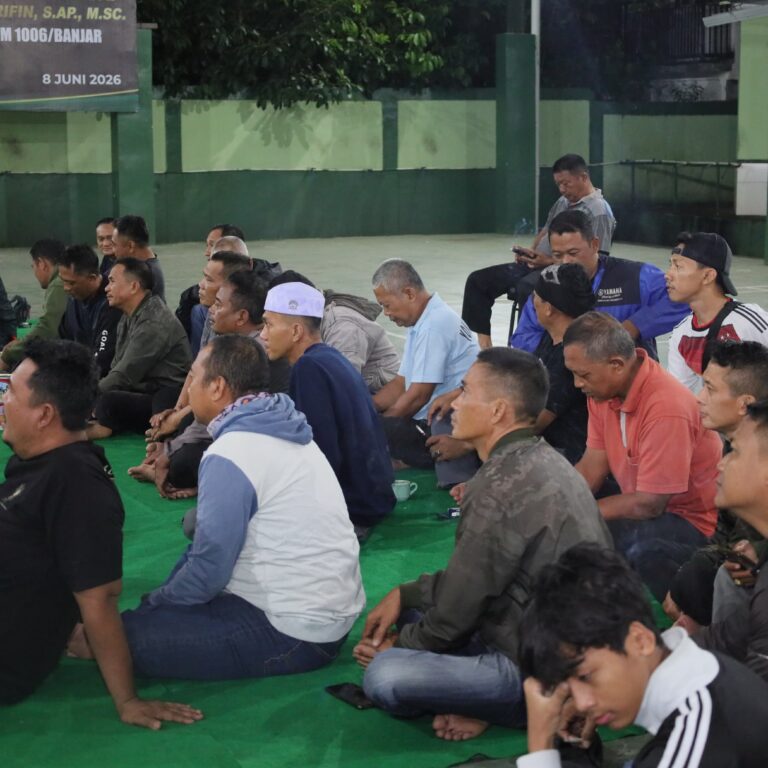 Melalui Nobar Piala Dunia, Kodim 1006/Banjar Perkokoh Persatuan dan Sportivitas Warga