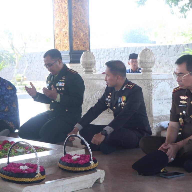 Mengenang Jasa Bung Karno: Upacara Ziarah Nasional di Kota Blitar