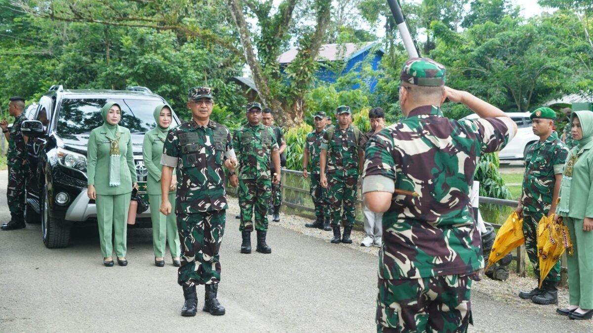 Pangdam IM Tinjau Kodim Simeulue untuk Peningkatan Kerja Sama
