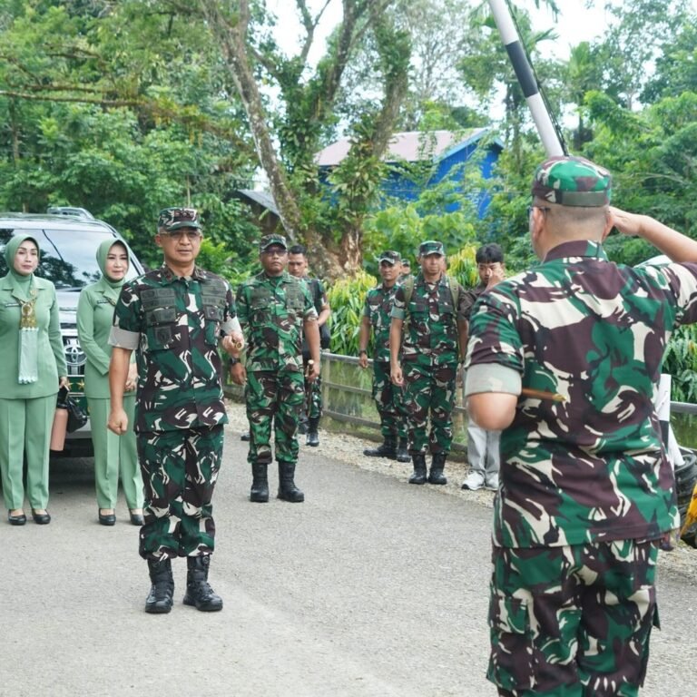 Pangdam IM Tinjau Kodim Simeulue untuk Peningkatan Kerja Sama