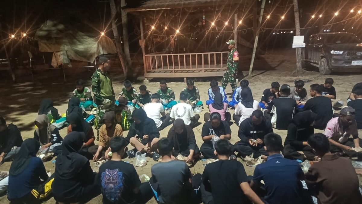 Penutupan Kegiatan KKRI Kodim 0909/Kutai Timur Dilakukan Danramil 0909-06/Bengalon Kapten Inf Sajani L.T. Untuk Pelajar SMA/SMK