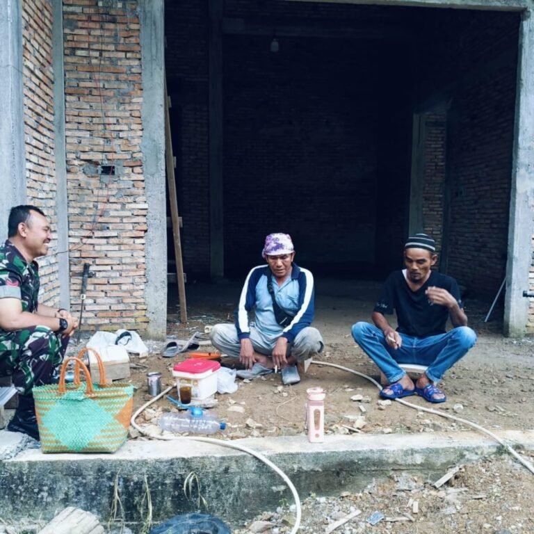 Pembinaan Teritorial Babinsa Koramil 10/Labuhan Haji Barat