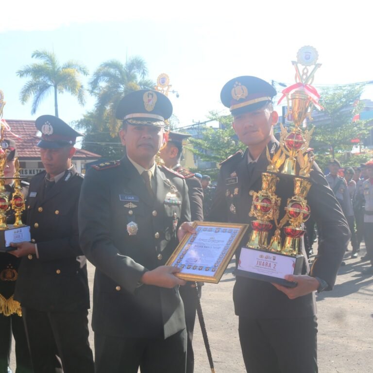 Dandim 1203/Ketapang Hadiri Upacara Hari Bhayangkara ke-80 di Polres Ketapang