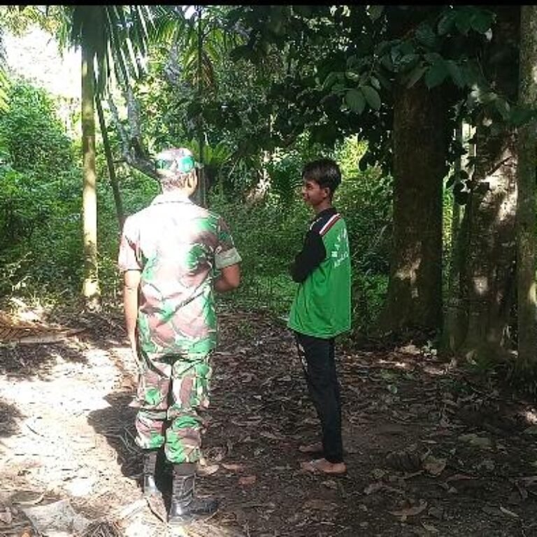 Babinsa Jaya Gencarkan Patroli Karhutla, Edukasi Warga Cegah Kebakaran Hutan dan Lahan