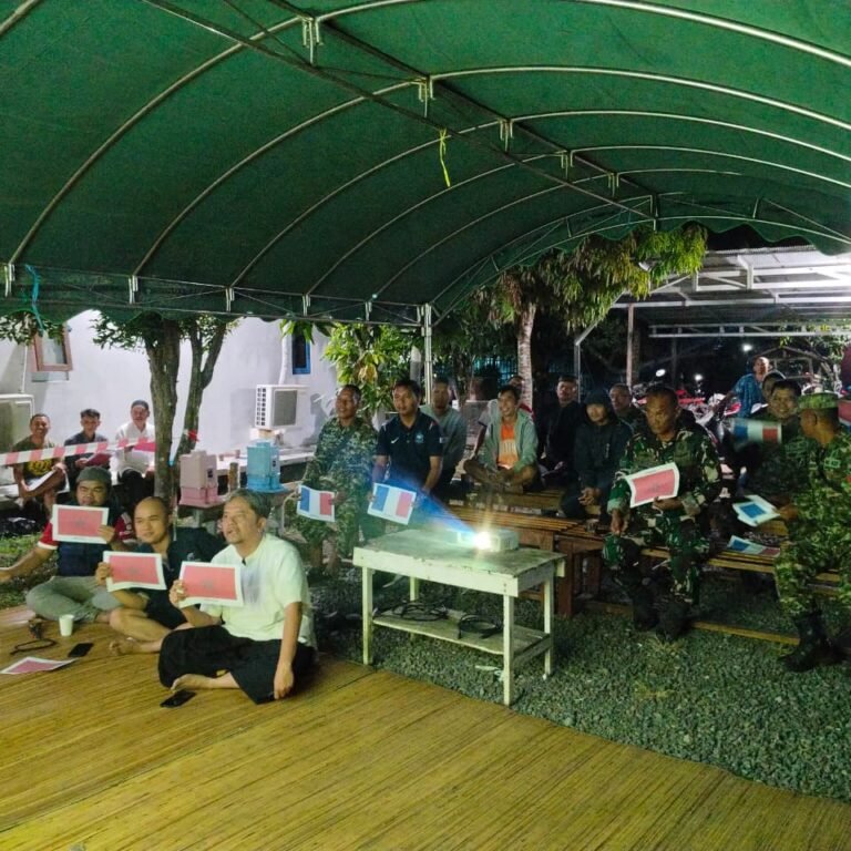Nobar Piala Dunia Bersama Masyarakat, Bukti Kedekatan Kodim 1010/Tapin dengan Rakyat
