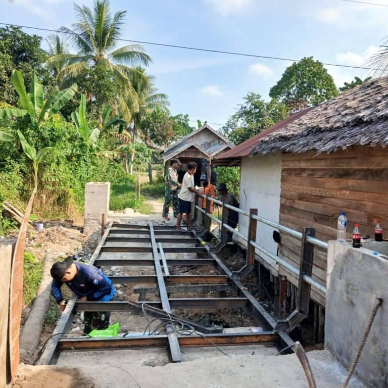 Jembatan Garuda Hadir di Angkinang, Gotong Royong TNI dan Warga Wujudkan Akses Yang Aman