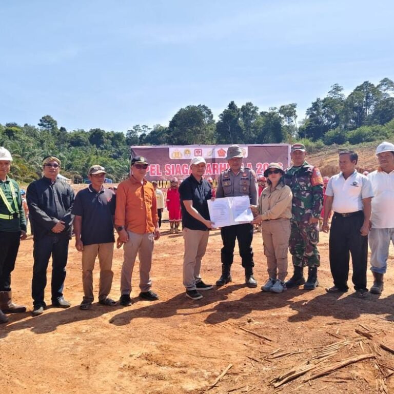 Antisipasi Kebakaran Hutan, Babinsa Simpang Hulu Hadiri Penandatanganan Kerja Sama Pengendalian Karhutla 2026