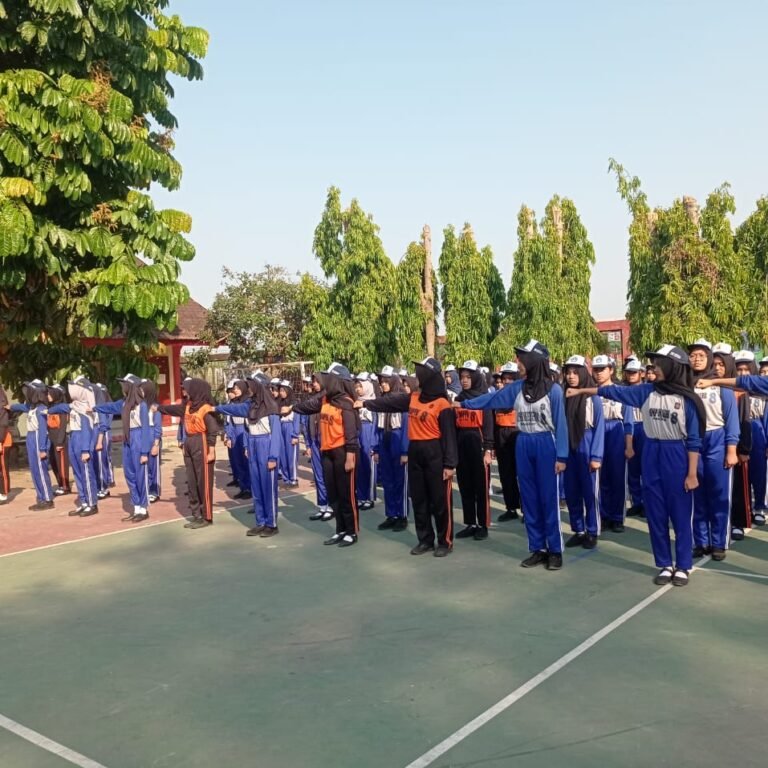 Kodim 0808/Blitar Perkuat Karakter Generasi Muda Melalui Pembinaan PBB di Sekolah