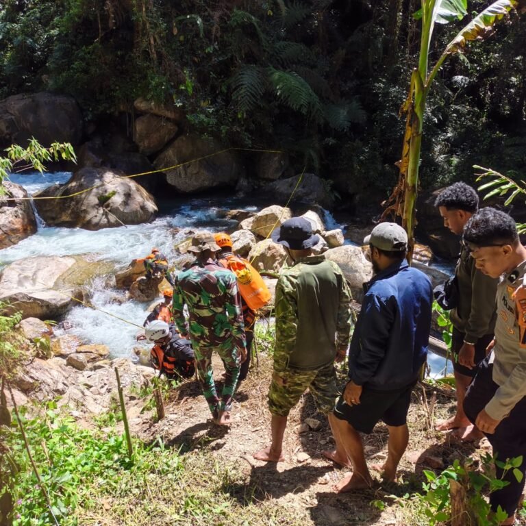 Pencarian Reporter TVRI di Air Terjun Sisrang Pegunungan Arfak Masih Berlangsung