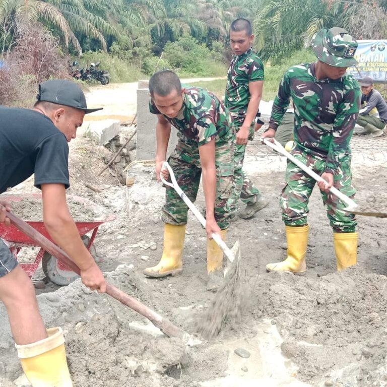 Sinergi Kodim 0118/Subulussalam dan Masyarakat Percepat Penyelesaian Jembatan Aramco