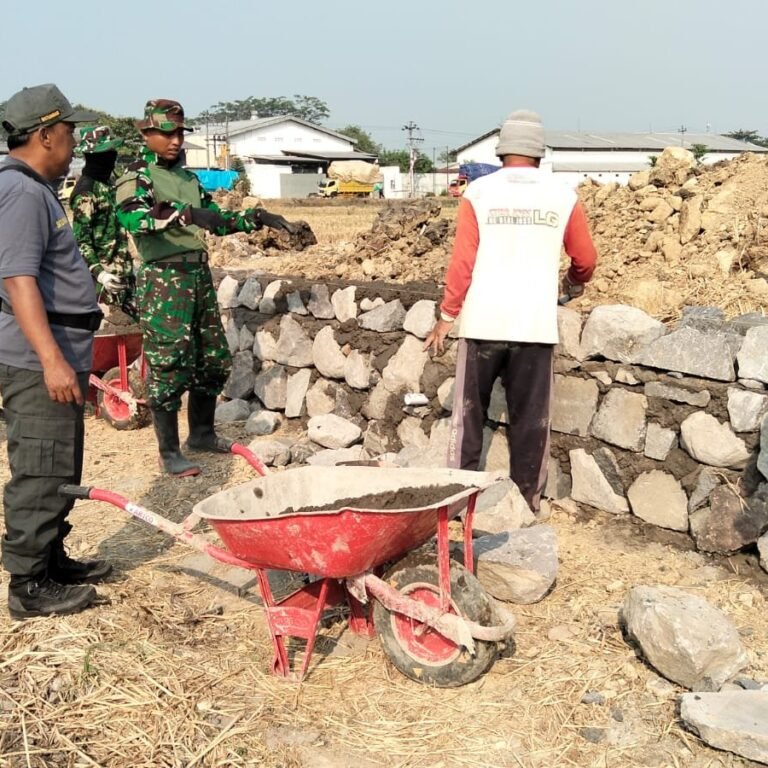 Talut TMMD, Benteng Pelindung Desa Parangjoro dari Erosi