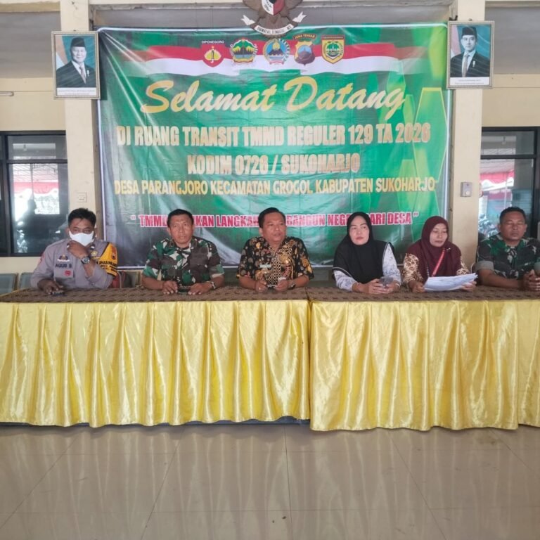 TNI-Polri dan Tenaga Kesehatan Bersatu Edukasi Ibu di Parangjoro soal Stunting