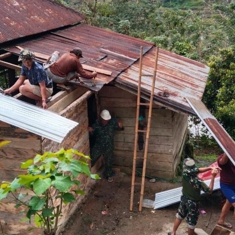 Batulappa Siapkan Lubang Tanam untuk Alpukat sebagai Upaya Ketahanan Pangan