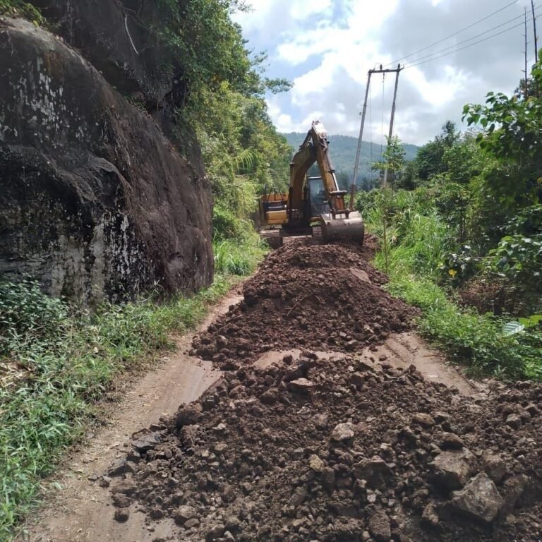 Wajah Baru Desa Patukku: Penataan Jalan Berjalan Sesuai Tahapan TMMD