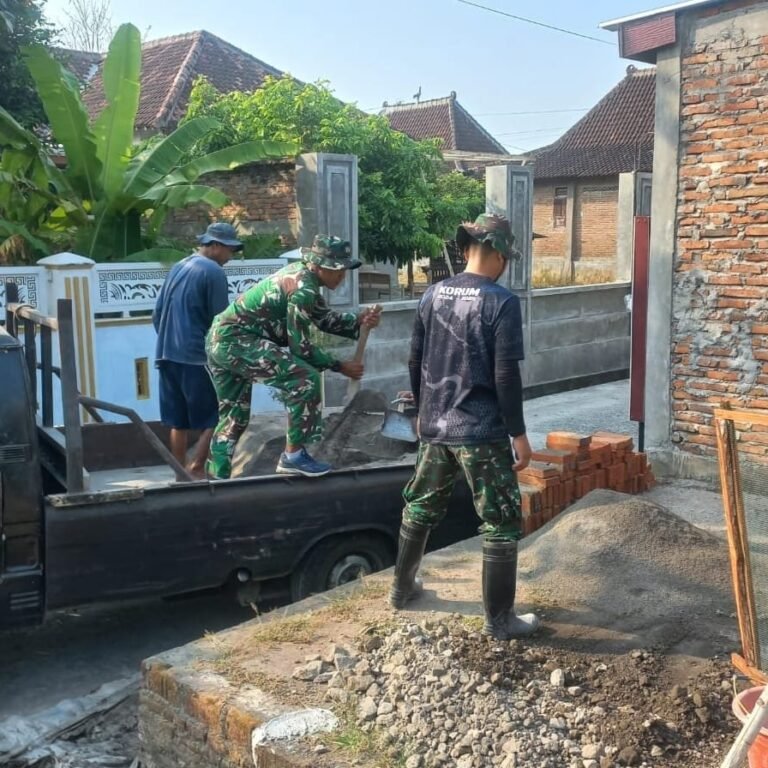 Perbaikan Rumah Lewat TMMD Bawa Ringan Ekonomi Keluarga Mardiono
