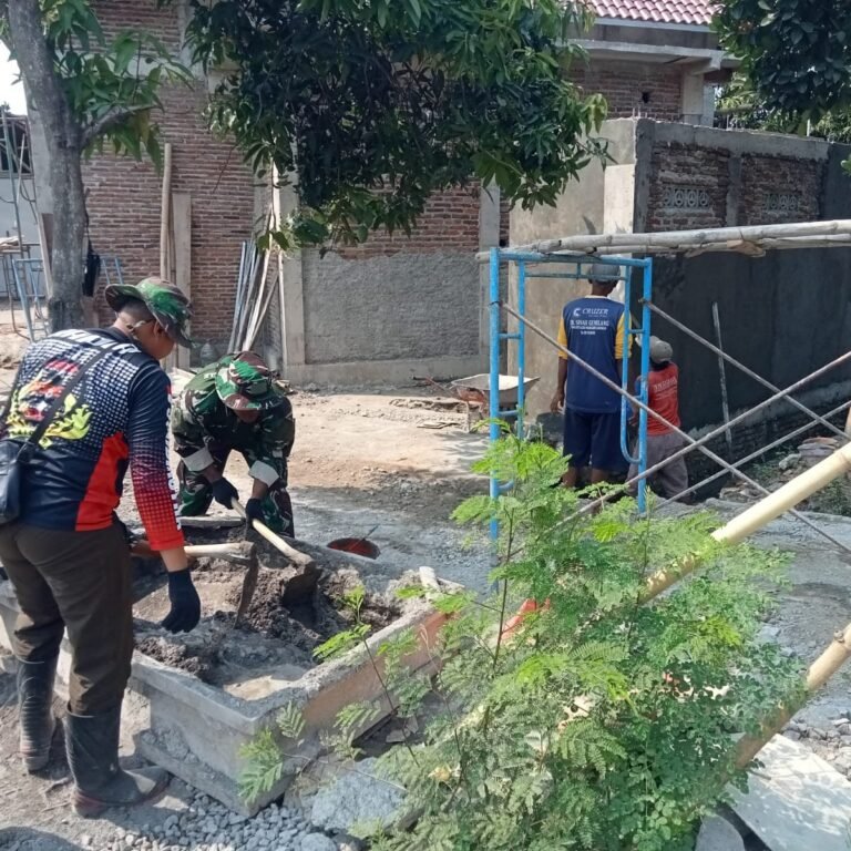 Semangat Komunitas Hidupkan Kembali Masjid Al-Mubarok