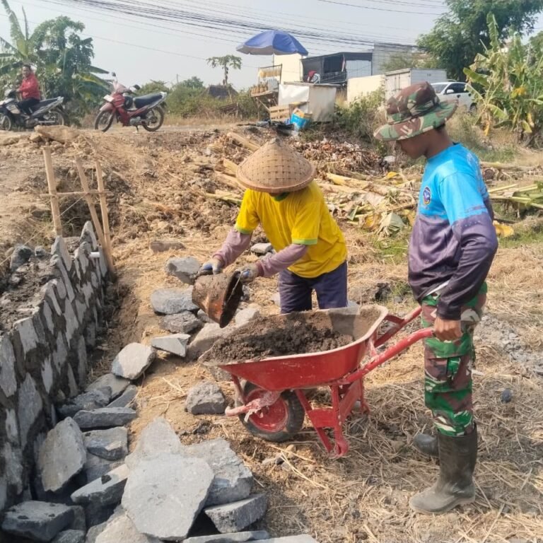 Talud Parangjoro dan Makna Kebersamaan dalam Pembangunan Desa