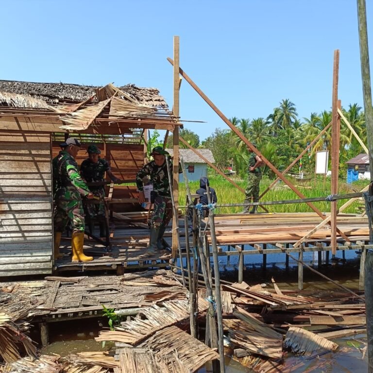 Pembentukan Struktur Utama Jadi Fokus Pekerjaan RTLH di Desa Tamban Bangun