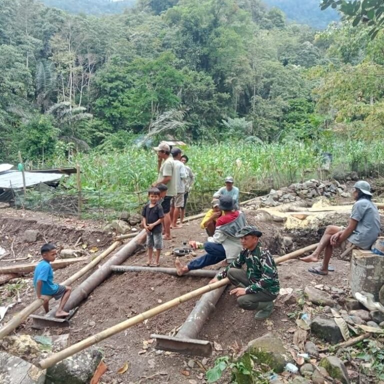 Kecamatan Bontocani Jadi Lokasi Pengangkutan Material Besi untuk Pembangunan Jembatan Gantung