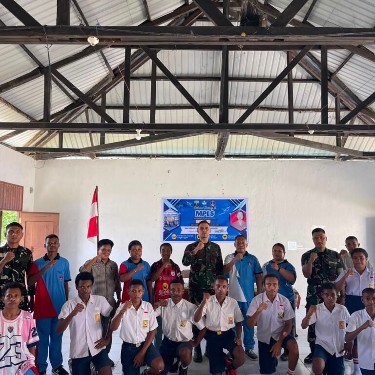 Sosialisasi Bahaya NAPZA oleh Yonif TP 859/RBK di Kabupaten Supiori