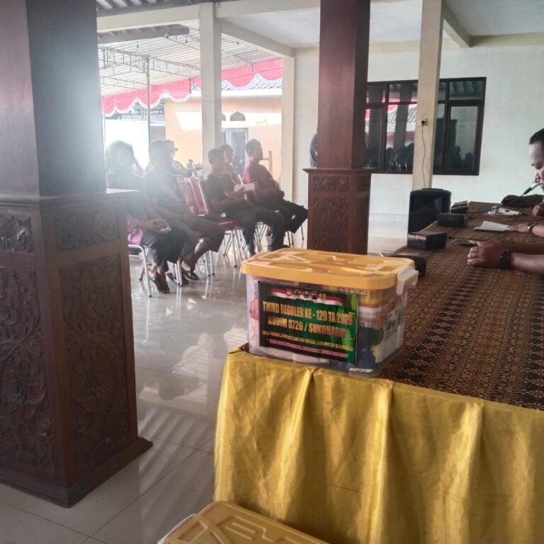 Sukoharjo Jadi Lokasi Pembagian Paket Sembako Gratis Satgas TMMD