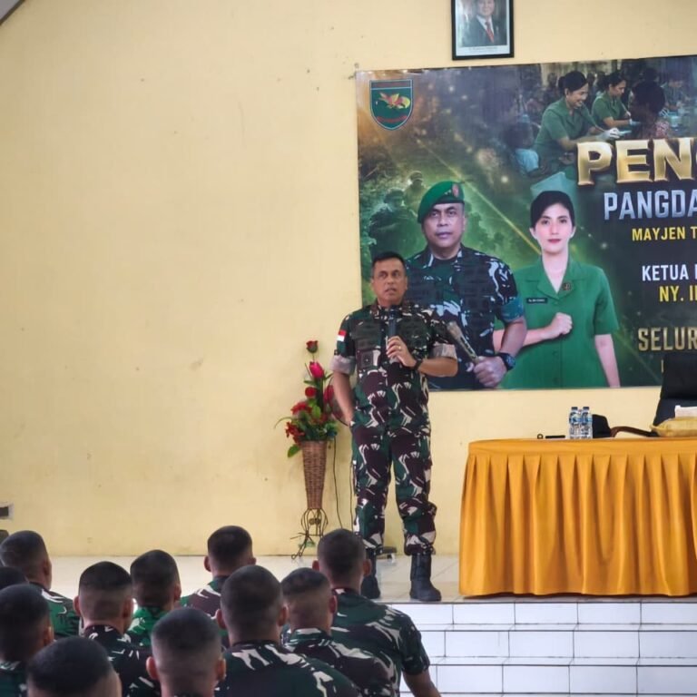 Kunjungan Pangdam XVII/Cenderawasih ke Supiori Perkuat Semangat Pengabdian Prajurit