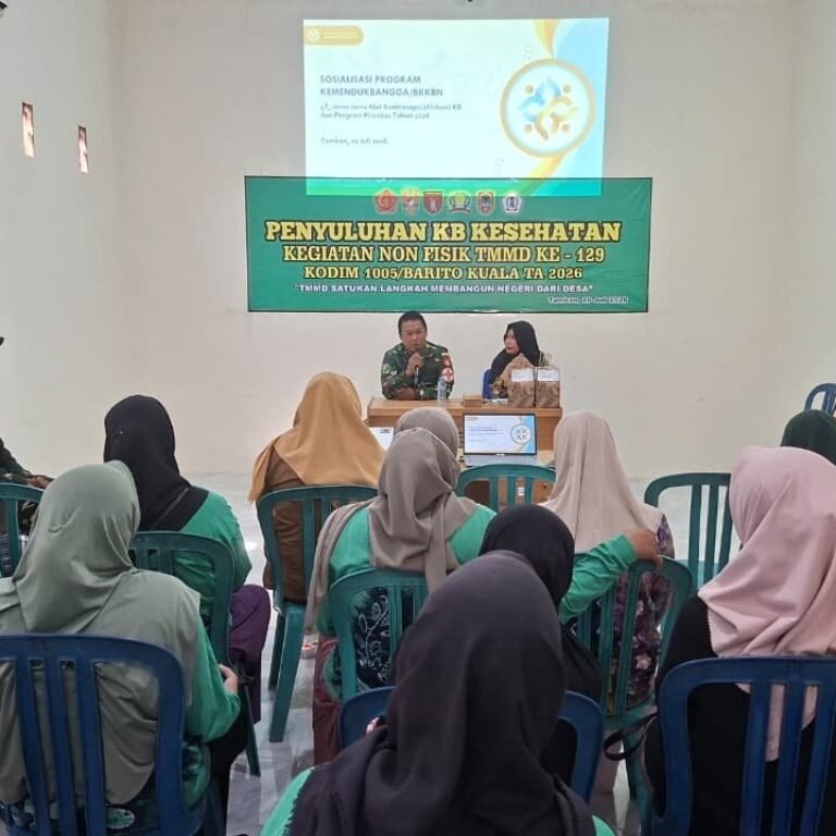 Penyuluhan KB dan Kesehatan Digelar di Aula Kantor Desa Tamban Bangun oleh TMMD Ke-129