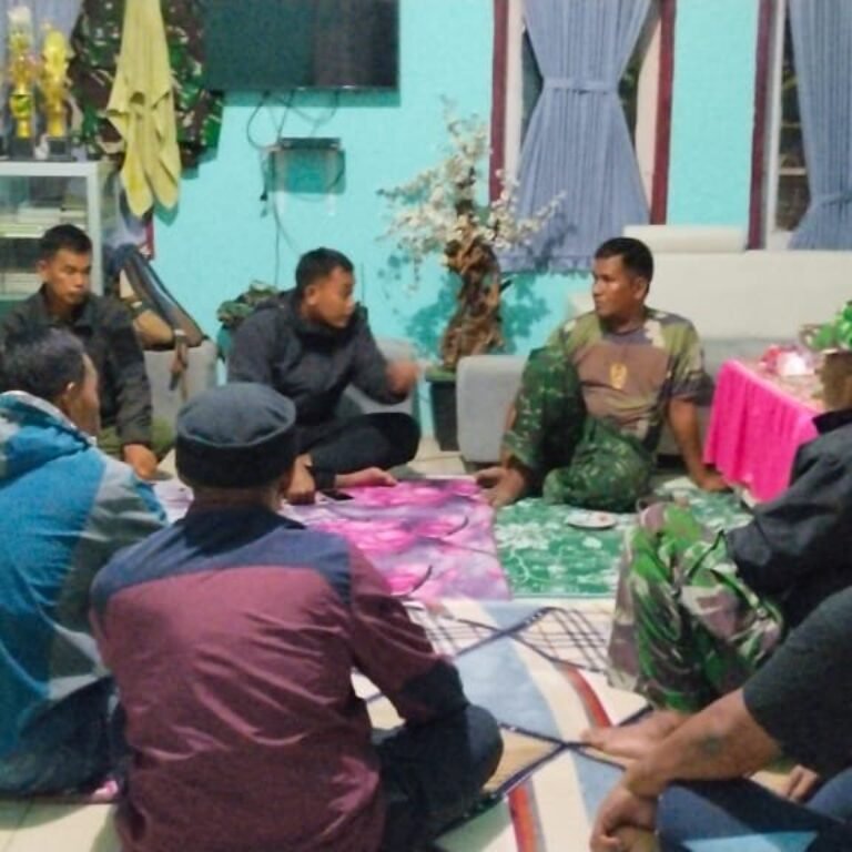 Kodim 1407/Bone Beri Pengarahan kepada Tukang Satgas TMMD Ke-129 di Bone
