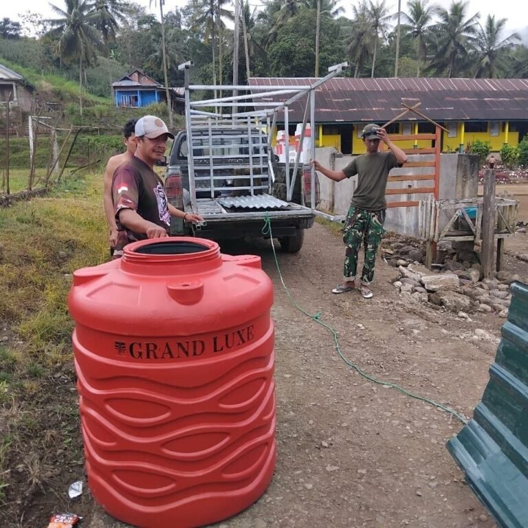 Desa Langi Kecamatan Bontocani Jadi Lokasi Pendropan Tower Air dan Profil Tank oleh Satgas TMMD