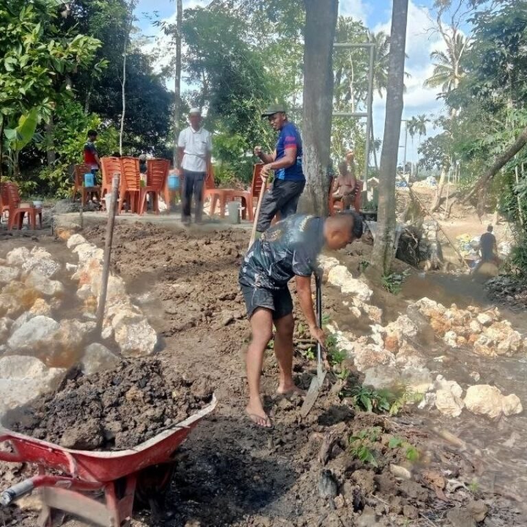 Progres Pekerjaan Fisik TMMD Ke-129 Kodim 1407/Bone: Perataan Jalur Menuju Jembatan Gantung
