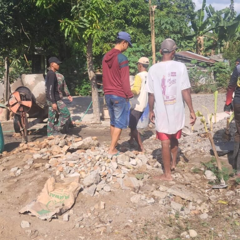 Suasana Hangat Sebelum Bekerja di TMMD Reguler ke-129 Kodim 0726/Sukoharjo Desa Parangjoro