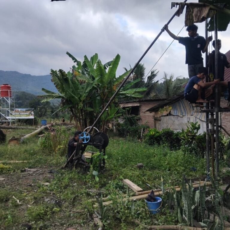 Pengerjaan Sumur Bor untuk Sasaran Jambanisasi di Kecamatan Bontocani Dipantau Satgas TMMD