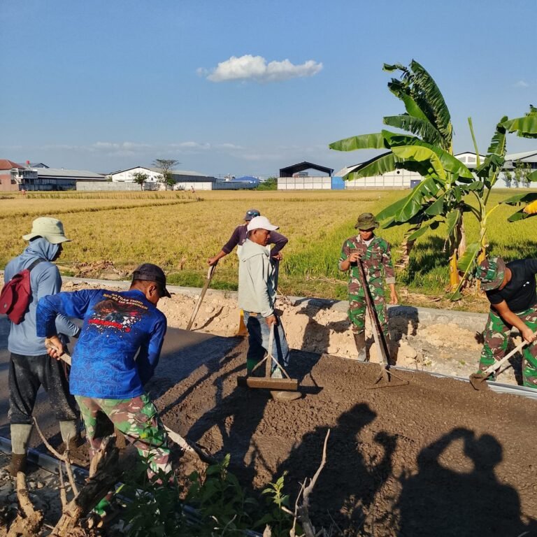 Kodim 0726/Sukoharjo Dorong Pembangunan Infrastruktur Lewat TMMD Reguler ke-129 di Parangjoro