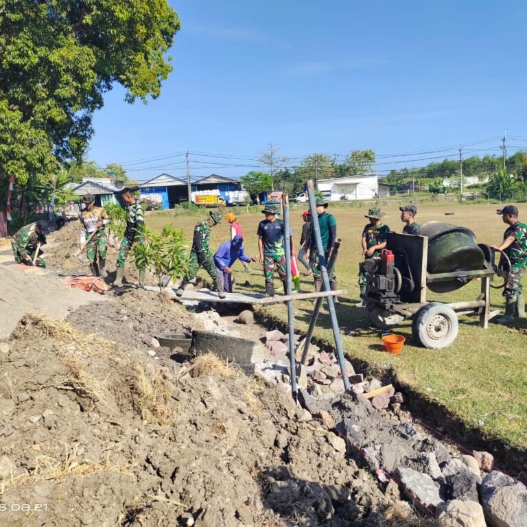 Suara Molen dan Denting Batu Tandai Pembangunan Talud di Desa Parangjoro