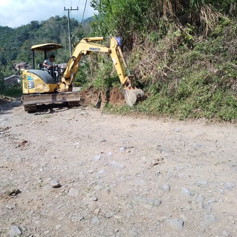 Satgas TMMD Ke-129 Pastikan Drainase Lewat Pembuatan Parit di Desa Patukku, Kecamatan Bontocani